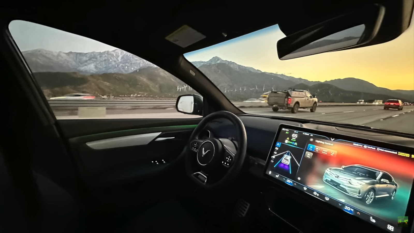 Vụ tài xế VF8 nhảy khỏi ghế lái, mặc xe tự chạy: Minh chứng thực tế 1 điều Tesla, VinFast, Peugeot đều thất bại? - Ảnh 10.