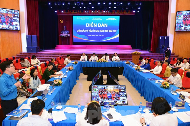 Cứ 10 thanh niên có 1 thanh niên thất nghiệp - Ảnh 7. Cứ 10 thanh niên có 1 thanh niên thất nghiệp - Ảnh 7.