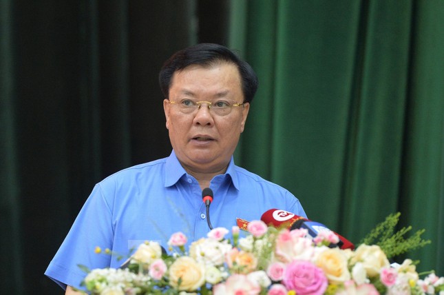Bí thư Hà Nội: Chấm dứt tình trạng quy hoạch trường học, bệnh viện vào bãi tha ma - Ảnh 2.