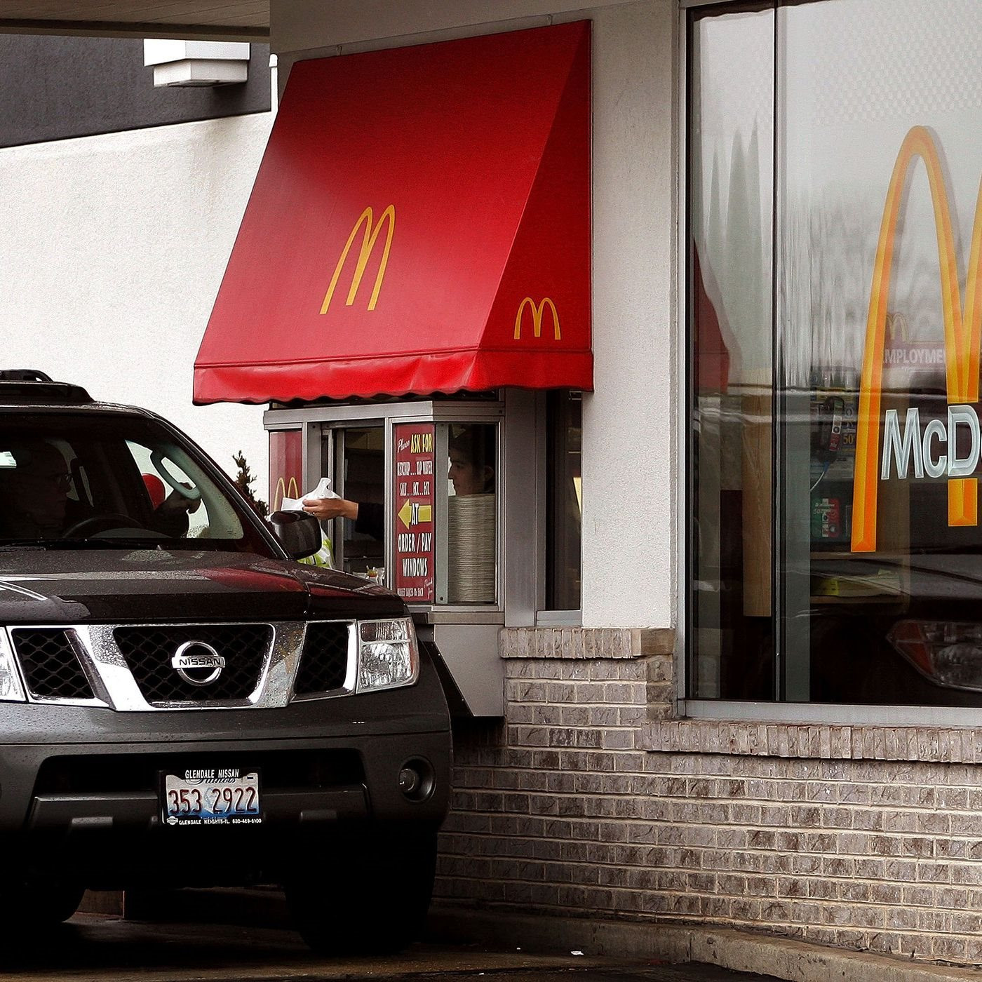 Cuộc đại cách mạng ở McDonald's: Phải đóng nhiều cửa hàng, chuyển đổi mô hình kinh doanh vì khách hàng ngày càng... lười - Ảnh 3.
