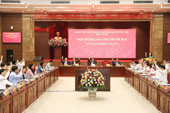 Thành ủy Hà Nội quy định về cán bộ lãnh đạo nghỉ hưu đi nước ngoài, tiếp khách quốc tế - Ảnh 1.