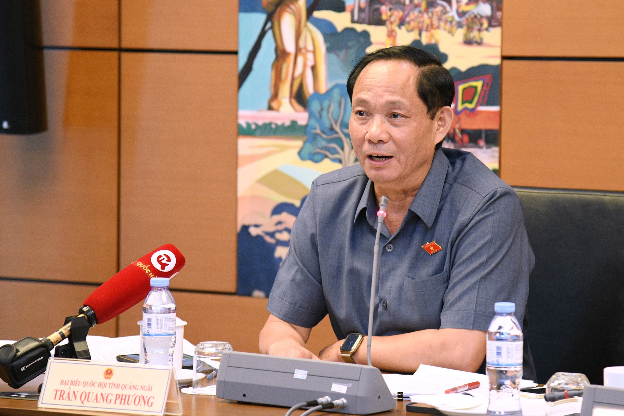 Phó Chủ tịch Quốc hội Trần Quang Phương: Chuyển đổi số quốc gia là quá trình &quot;dò đá qua sông&quot; - Ảnh 2.