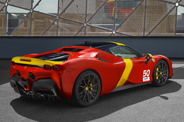 Ferrari ra mắt SF90 Stradale phiên bản giới hạn Le Mans - Ảnh 5.