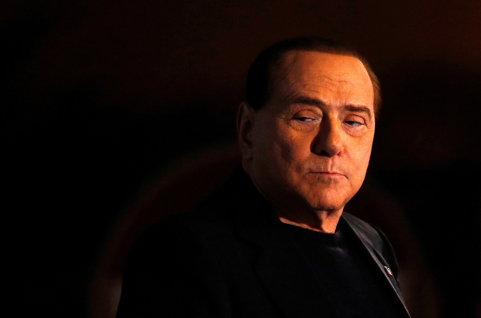 Cựu thủ tướng Silvio Berlusconi qua đời - Ảnh 1.