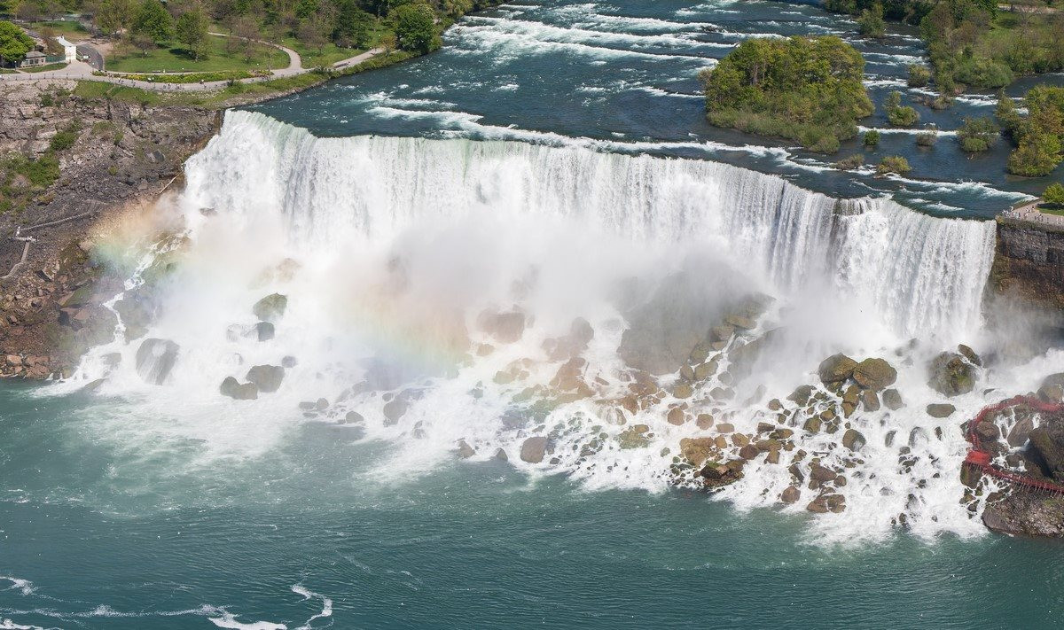Những hình ảnh đáng kinh ngạc khi thác Niagara cạn trơ đáy: 12.000 năm mới có một lần - Ảnh 1.
