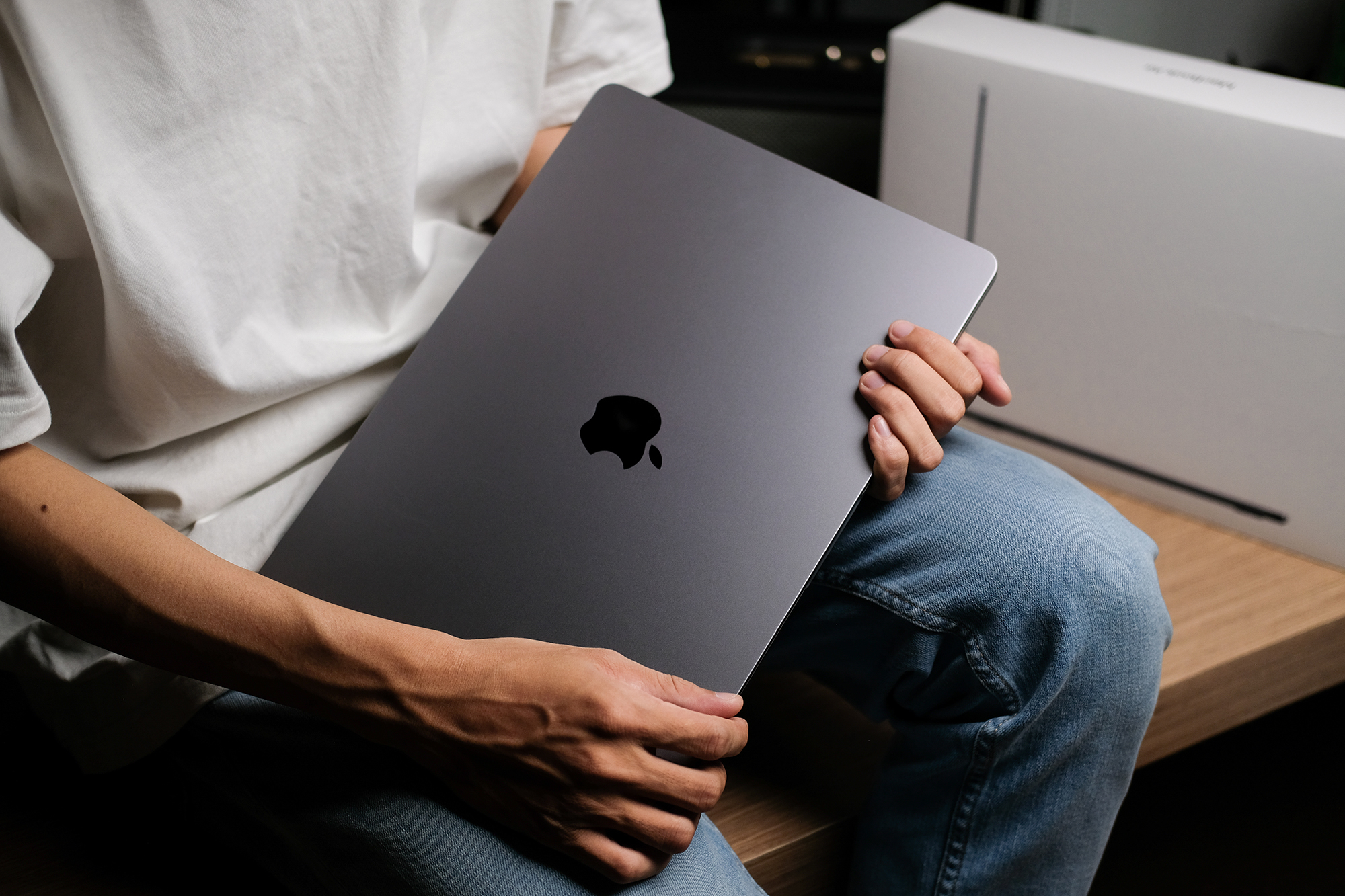 MacBook Air 15 inch về Việt Nam: Giá từ 32,99 triệu đồng, là "món hời" cho người dùng Mac? - Ảnh 3.