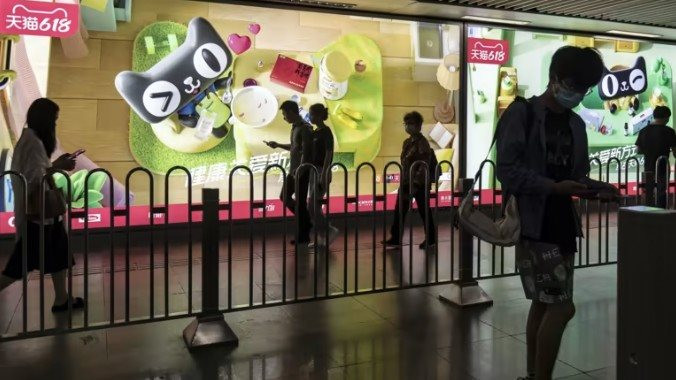 TMĐT thoái trào tại Trung Quốc: Các ngày lễ mua sắm online mất giá, người dân không chịu rút ví khi thất nghiệp kỷ lục - Ảnh 1.