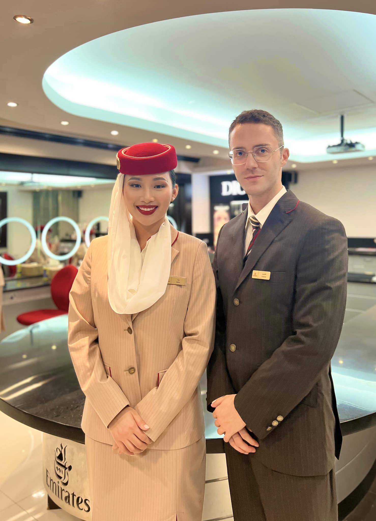 Sau biến cố gia đình, 9x Hải Phòng quyết thi đỗ đến 3 lần vào hãng bay đắt giá nhất hành tinh Emirates - Ảnh 1.