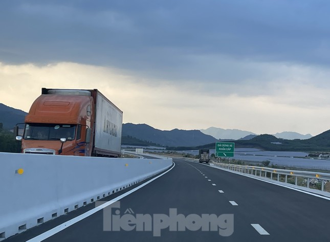 Tạm đóng cửa cao tốc Nha Trang - Cam Lâm từ sáng nay - Ảnh 3.