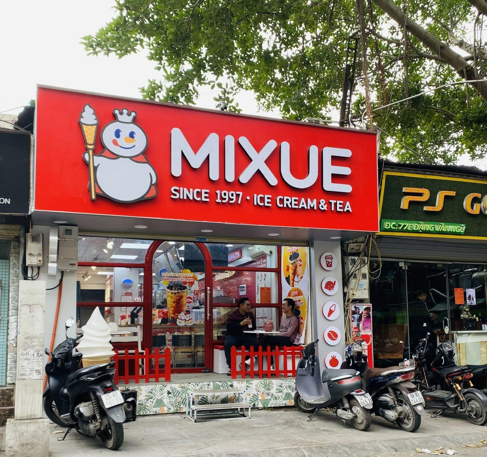 Đối thủ &quot;đồng hương&quot; của Mixue đã đến Việt Nam: Phong cách y hệt, bán trà sữa và kem &quot;đồng dạng&quot; Mixue nhưng giá rẻ hơn... 1.000 đồng - Ảnh 2.