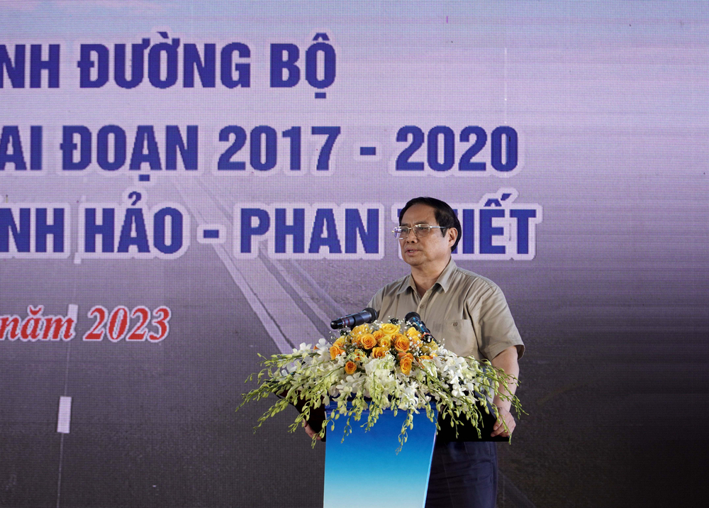 Thủ tướng Phạm Minh Chính: 'Tập trung toàn lực để hoàn thành cao tốc Bắc - Nam vào năm 2025' - Ảnh 1.