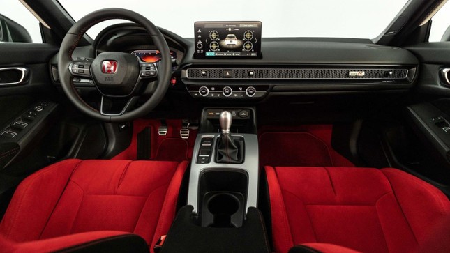 Cường 'đô la' bổ sung Honda Civic Type R 2023 vào bộ sưu tập - Ảnh 4.