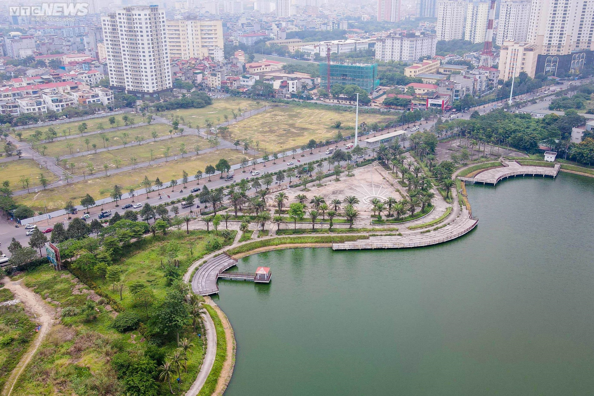 Công viên ở Thủ đô thiết kế theo phong cách sân golf dang dở sau 7 năm thi công - Ảnh 3.