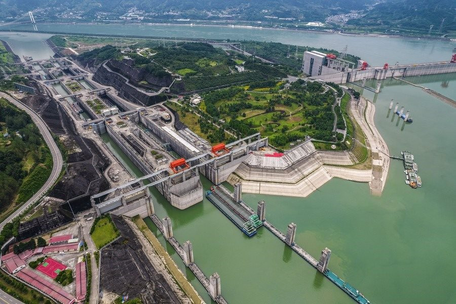 Trung Quốc sở hữu hệ thống siêu đập thủy điện ‘khủng’ hàng đầu thế giới: Có đập cao gấp rưỡi đập Tam Hiệp, mỗi cái xây dựng hơn 145 nghìn tỷ đồng là chuyện bình thường - Ảnh 1.
