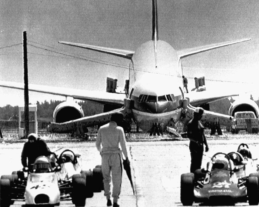 Đổi nhầm đơn vị đo, nhân viên mặt đất khiến máy bay gặp nạn vì hết xăng giữa đường - Ảnh 4.