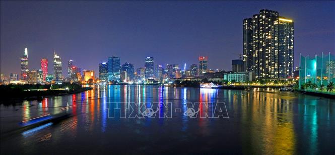 Tạo đòn bẩy cho đầu tàu kinh tế Tp.Hồ Chí Minh - Bài 1: Ngày càng ì ạch - Ảnh 1. Tạo đòn bẩy cho đầu tàu kinh tế Tp.Hồ Chí Minh - Bài 1: Ngày càng ì ạch - Ảnh 1.