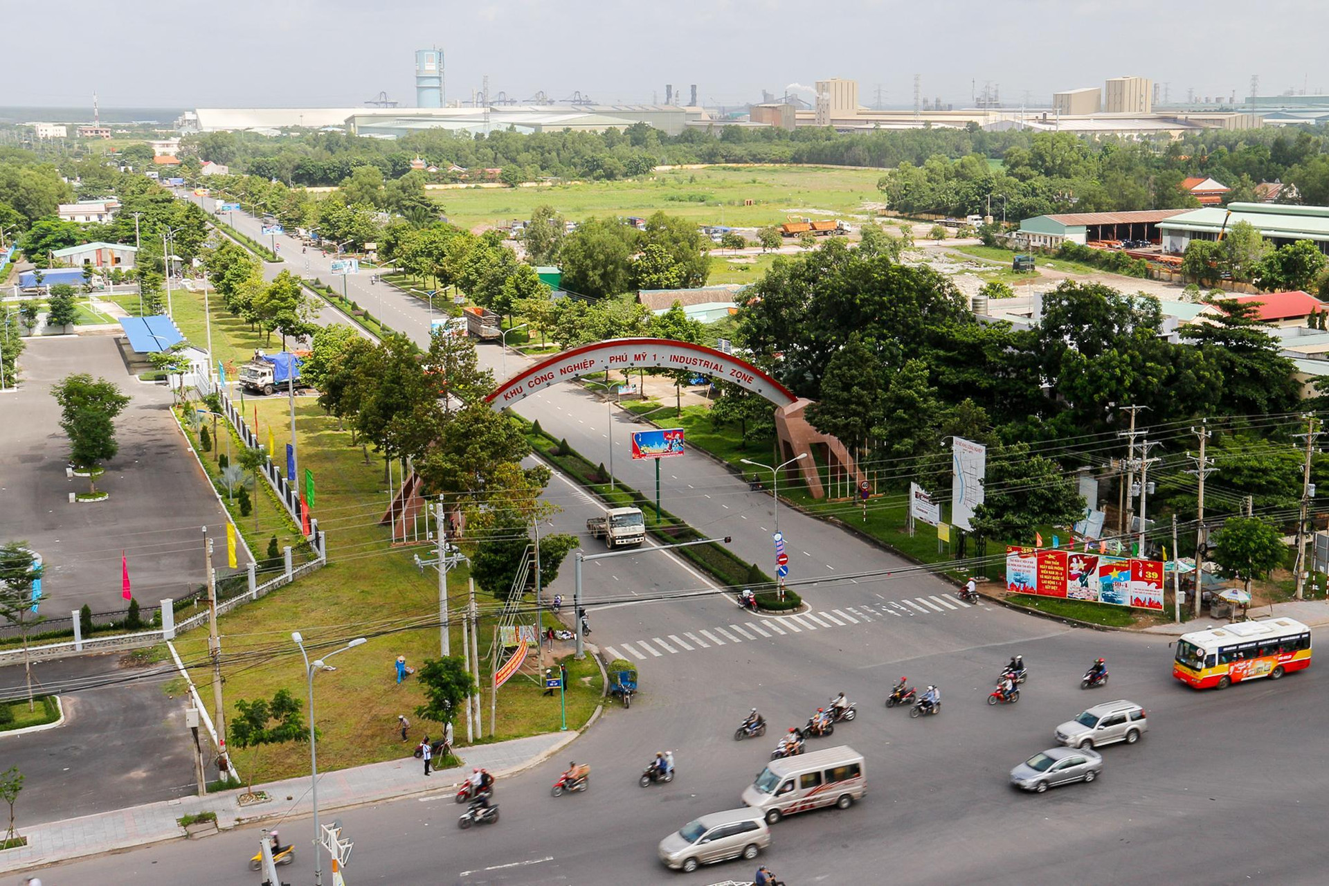 Thị xã có cảng nước sâu lớn nhất Việt Nam sẽ được đề xuất lên thành phố - Ảnh 9.