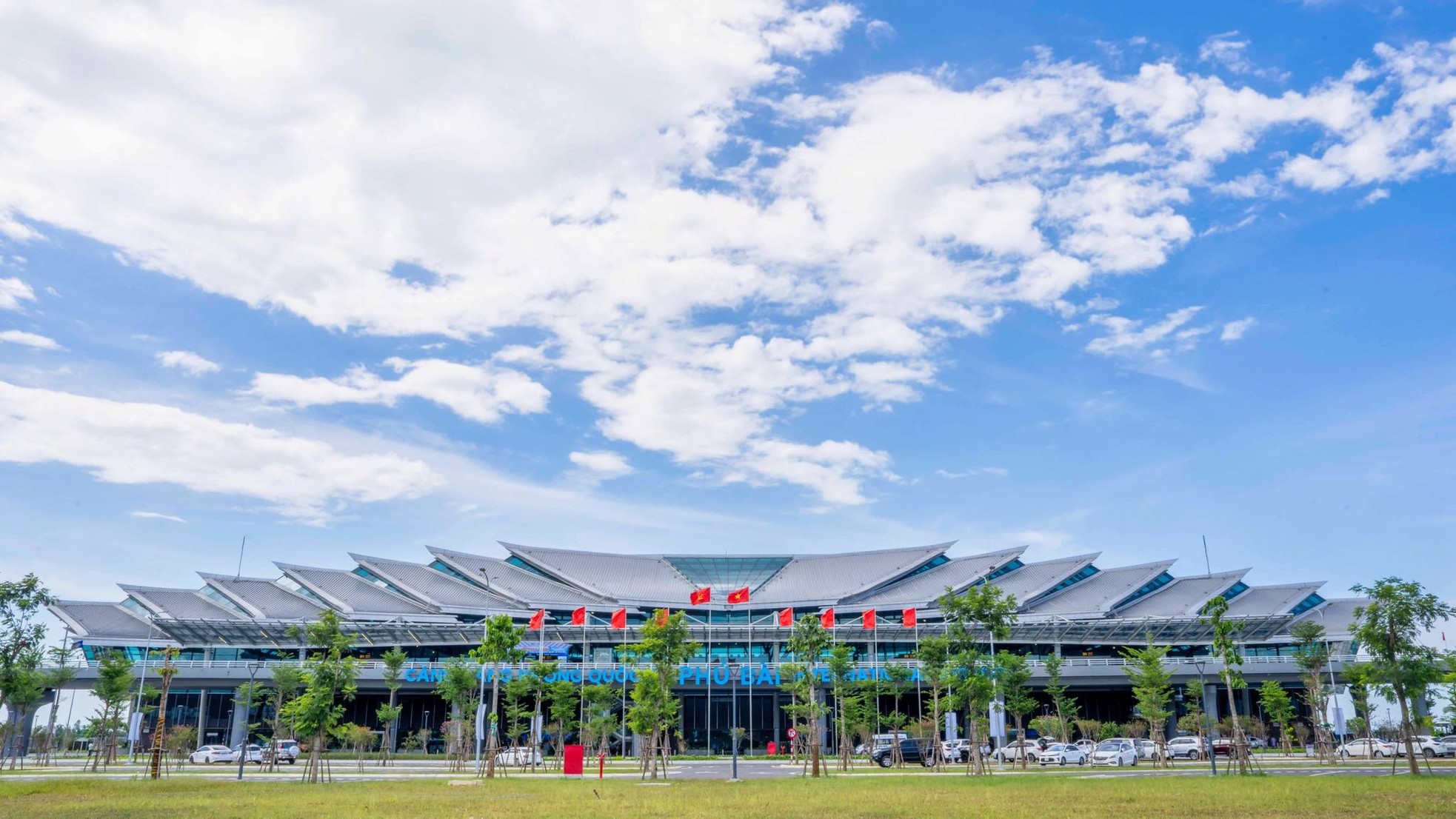 Ấn tượng hình ảnh kiến trúc sân bay 'độc nhất vô nhị' ở Việt Nam - Ảnh 1.