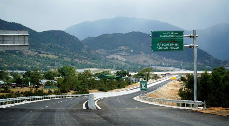 Tập đoàn Sơn Hải nổi tiếng với "bảo hành 5-10 năm" muốn làm cao tốc Cam Lộ - Lao Bảo gần 8.000 tỷ đồng - Ảnh 1.