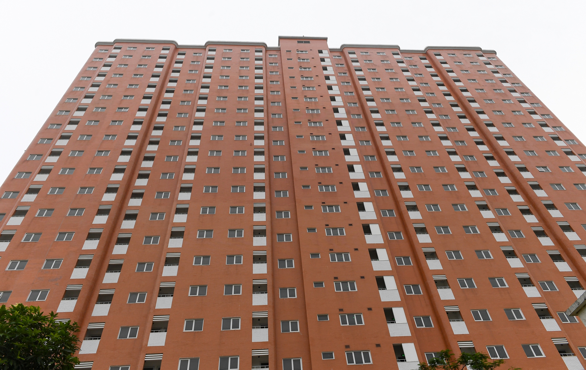 Hàng nghìn căn hộ tái định cư bỏ hoang trên trên “đất vàng