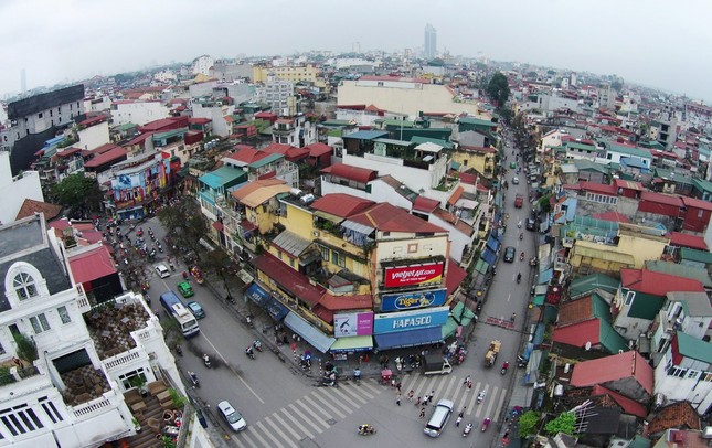 Muốn đăng ký thường trú vào nội thành Hà Nội phải có chỗ ở 15 m2 - Ảnh 1.