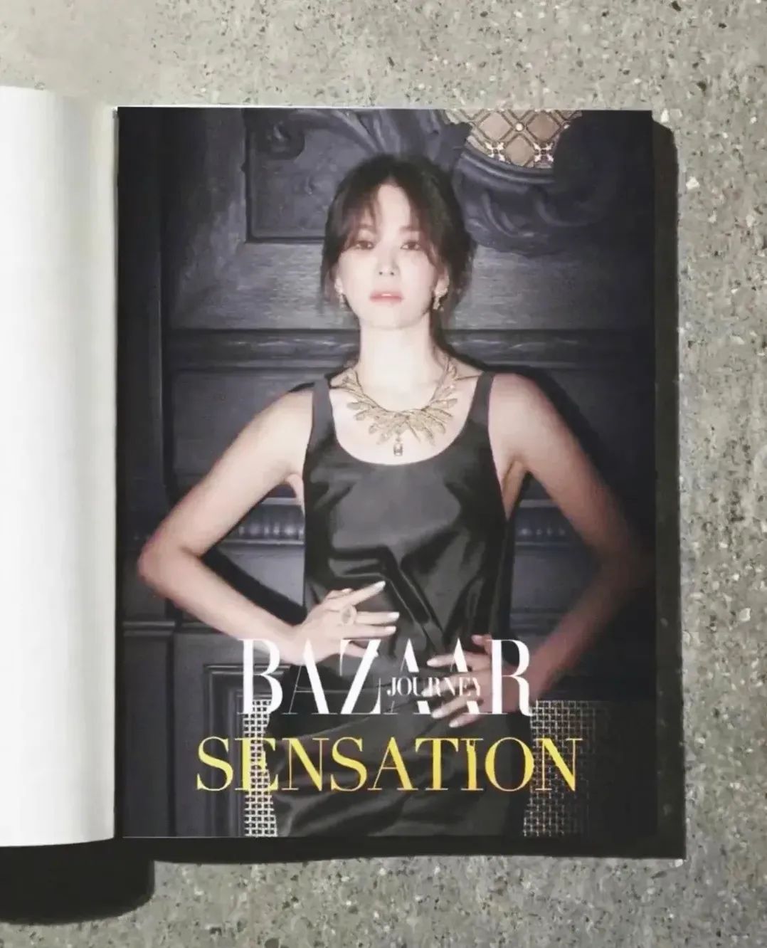 Đẳng cấp Song Hye Kyo, chỉ 'nhá hàng' vài tấm ảnh tạp chí đã gây bão vì nhan sắc quá lộng lẫy - Ảnh 2.