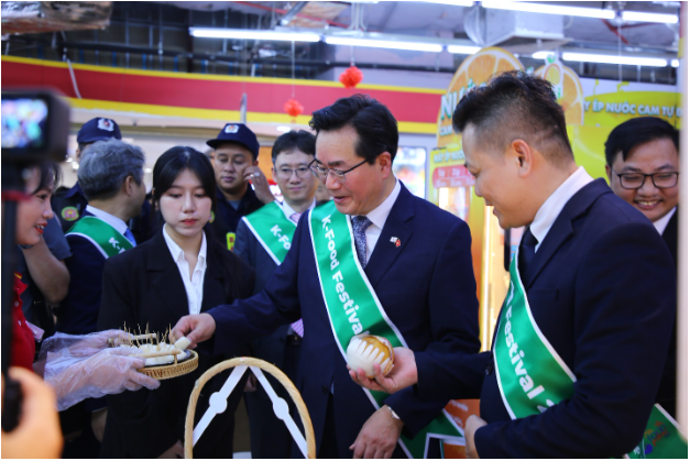 WinMart khởi động tuần lễ quảng bá thực phẩm Hàn Quốc toàn Hà Nội - Ảnh 3.