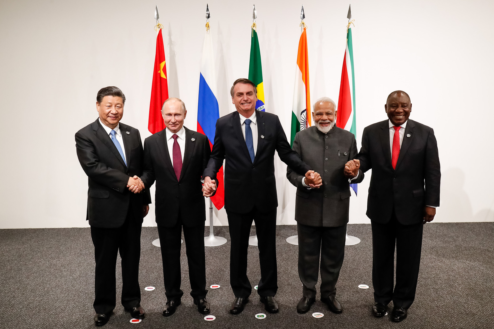 Cấm vận Nga tạo hiệu ứng ngược: BRICS đẩy nhanh chính sách mang kịch bản đáng sợ cho Mỹ - Ảnh 1.