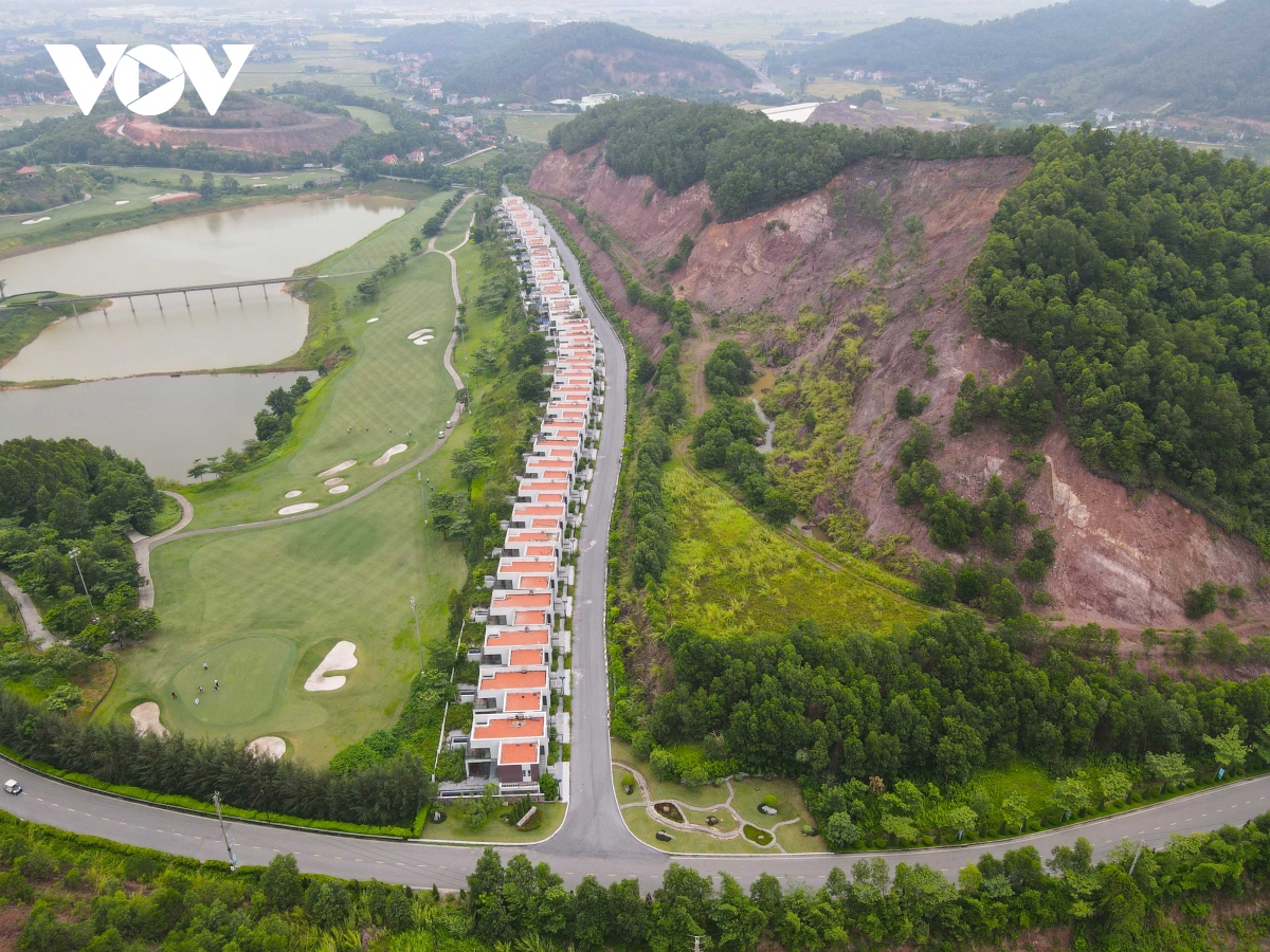Bắc Giang đề xuất lấy 85,7ha đất rừng làm sân golf Yên Dũng - Ảnh 2.