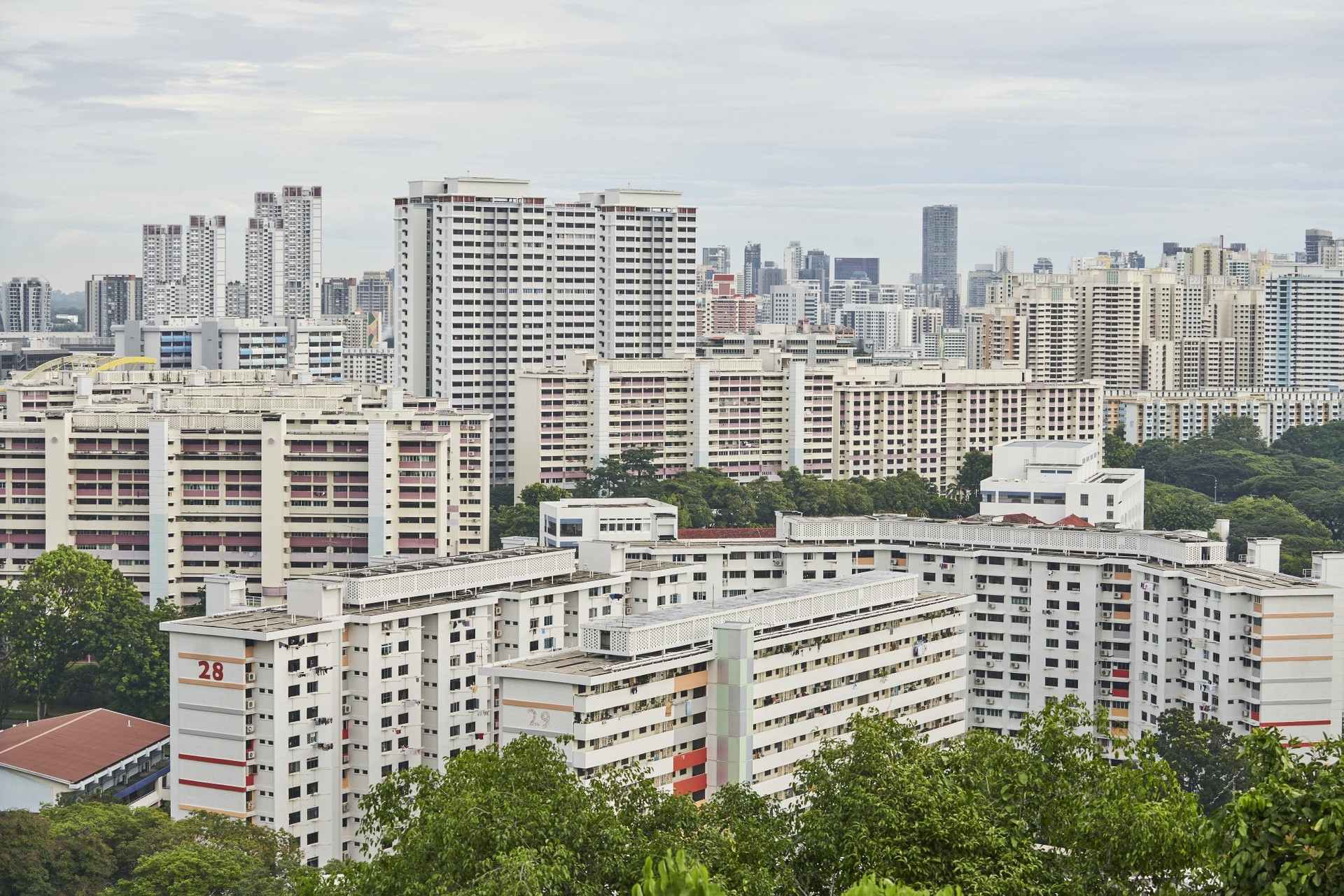 Bài học từ 'siêu phẩm' nhà ở xã hội của Singapore: Gần ga tàu, trung tâm thương mại, 80% người dân được 'an cư, lạc nghiệp' dù có căn giá tới 1 triệu USD - Ảnh 3.