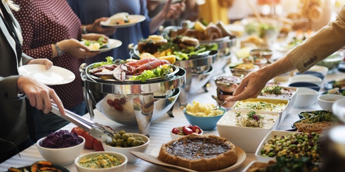 Mở quán buffet nhưng kinh doanh "thảm hại", chủ quán đổi chiến lược tự cứu mình: Khách đi 1 tặng 5, doanh thu tăng vọt 1,2 tỷ đồng trong 7 ngày - Ảnh 1.