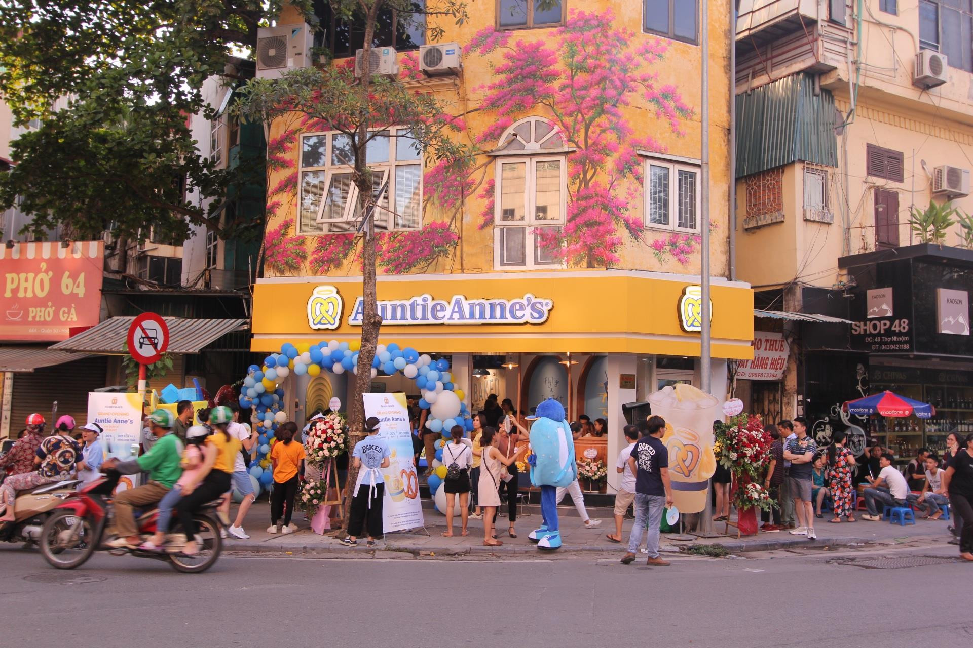 Nổi tiếng số 1 nước Mỹ, thương hiệu bánh Auntie Anne's vẫn ngậm ngùi đóng cửa tại Việt Nam sau 4 năm - Ảnh 1.