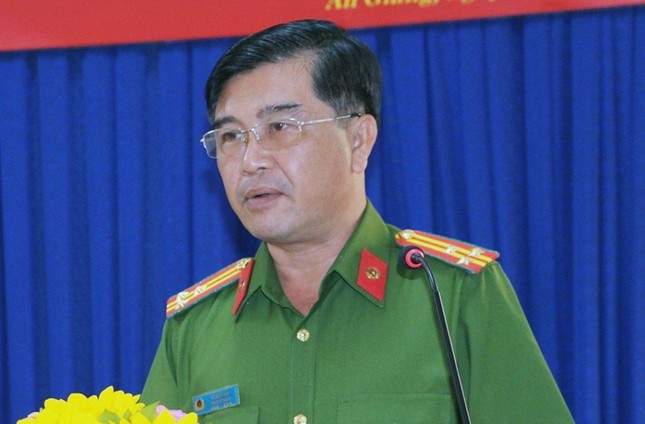 Cựu trưởng phòng Cảnh sát kinh tế Công an tỉnh An Giang bị bắt vì liên quan vụ Mười Tường - Ảnh 1.