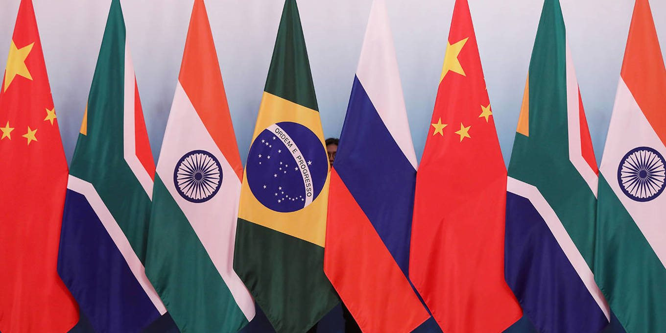 Sự hồi sinh của BRICS: Chỉ 5 quốc gia nhưng đóng góp 31,5% GDP toàn cầu, 41% dân số thế giới, sẵn sàng thách thức phương Tây trên nhiều phương diện - Ảnh 2.