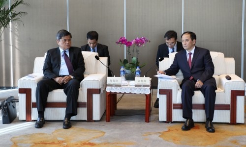 Báo cáo Thủ tướng kết quả làm việc với Trung Quốc về ùn tắc nông sản - Ảnh 1.