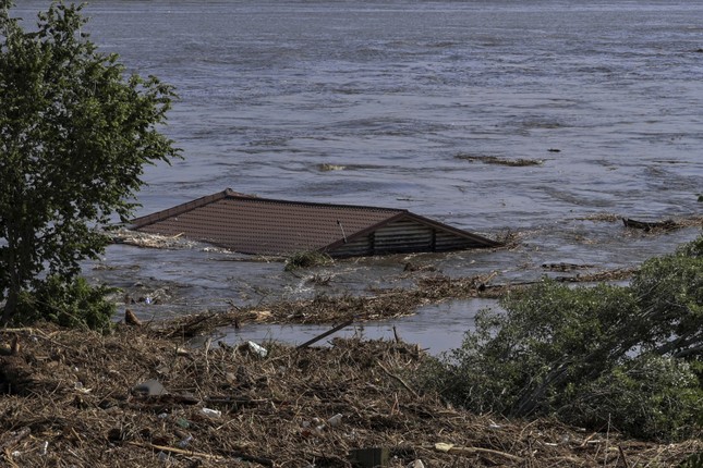 Nga: Nhiều người mất tích sau vụ vỡ đập ở Kherson - Ảnh 1.