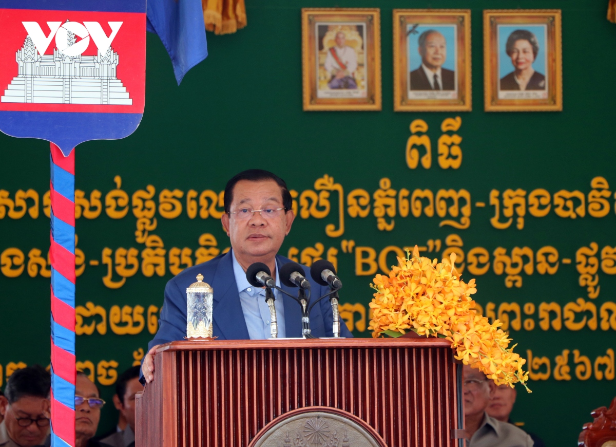 Campuchia khởi công tuyến cao tốc 1,35 tỷ USD kết nối với Việt Nam - Ảnh 2.