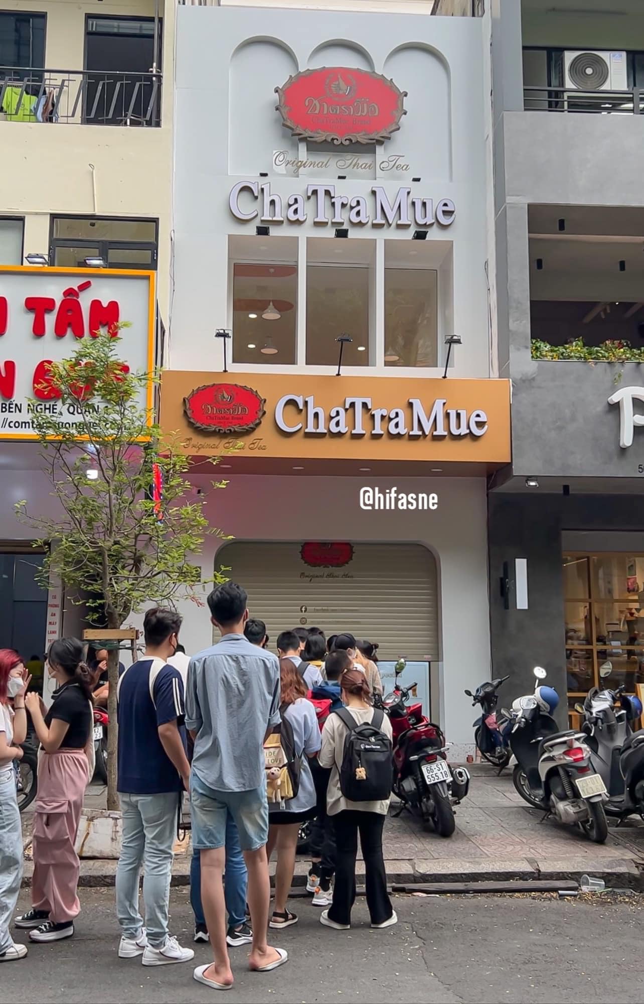 ChaTraMue - Chuỗi trà sữa &quot;cứ đến Thái Lan là phải uống&quot; đã đổ bộ TP.HCM: Vừa khai trương đã thông báo đóng sớm vì quá tải đơn, giới hạn khách mua không quá 8 ly - Ảnh 4.