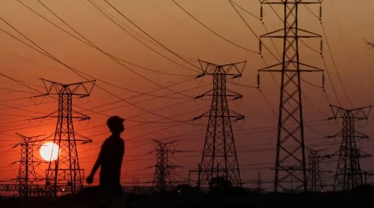 Một quốc gia châu Á bị mất điện đến 114 ngày trong 5 tháng đầu năm, người dân ngán ngẩm vì mất điện hàng nửa ngày trời không báo trước - Ảnh 1.
