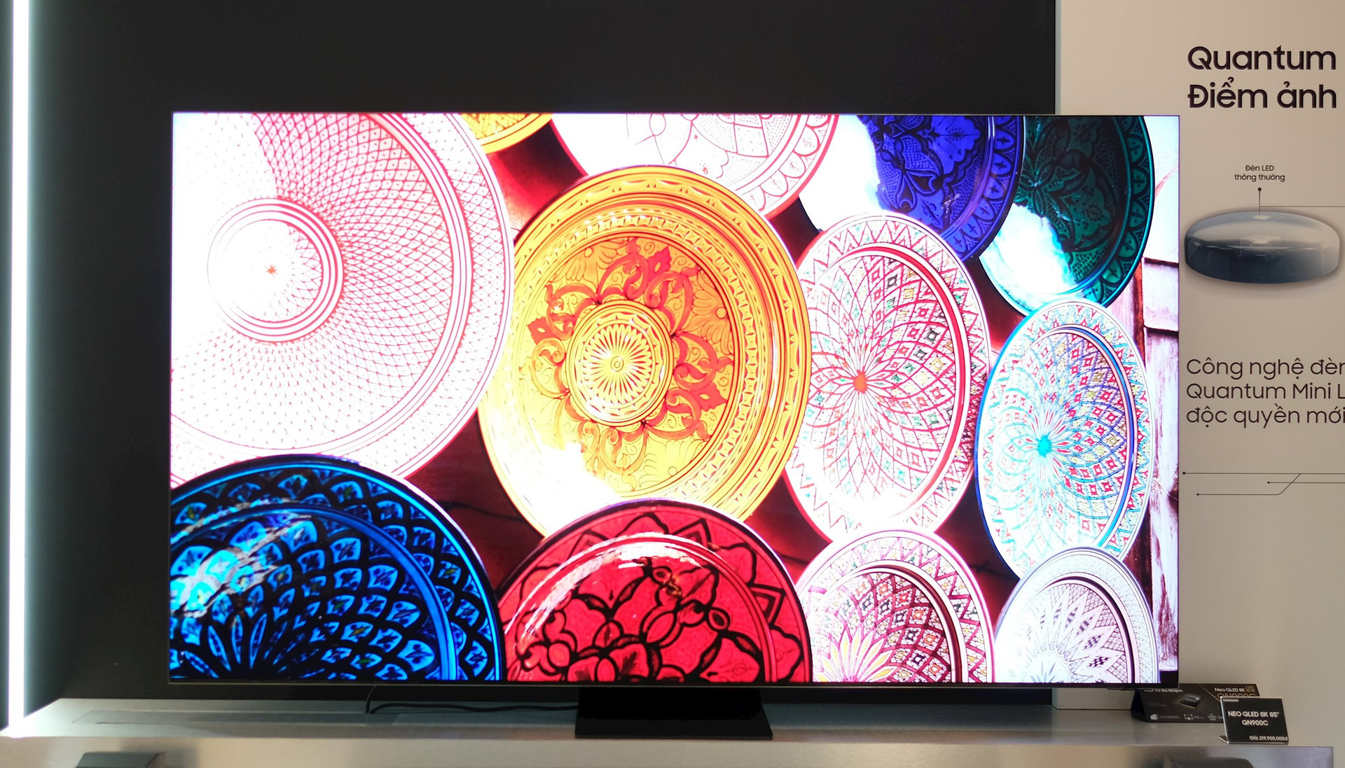 Trải nghiệm nhanh TV QLED cao cấp nhất của Samsung: Thiết kế 'mê người', nhiều công nghệ xịn, giá hơn 200 triệu đồng - Ảnh 6.