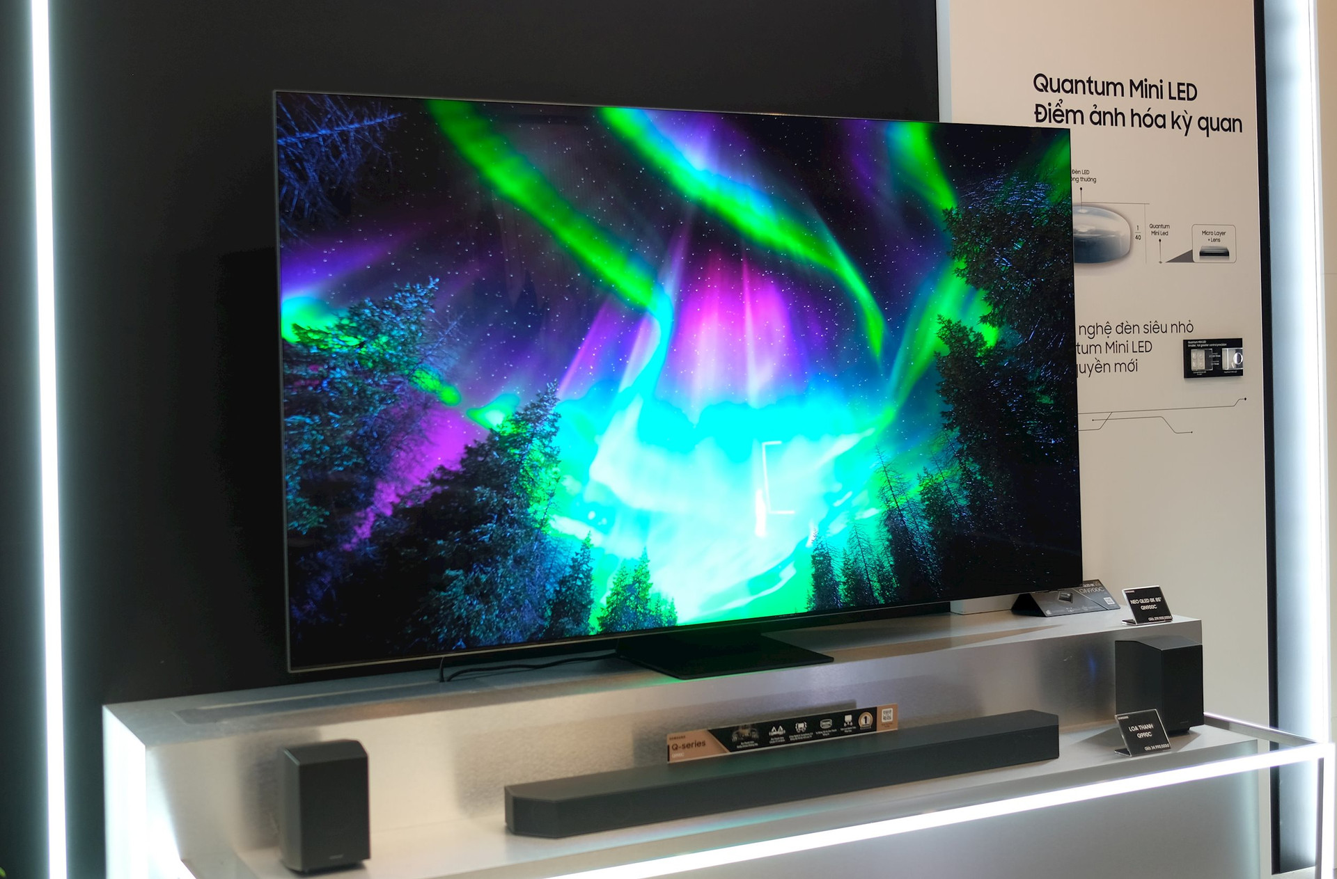 Trải nghiệm nhanh TV QLED cao cấp nhất của Samsung: Thiết kế 'mê người', nhiều công nghệ xịn, giá hơn 200 triệu đồng - Ảnh 5.