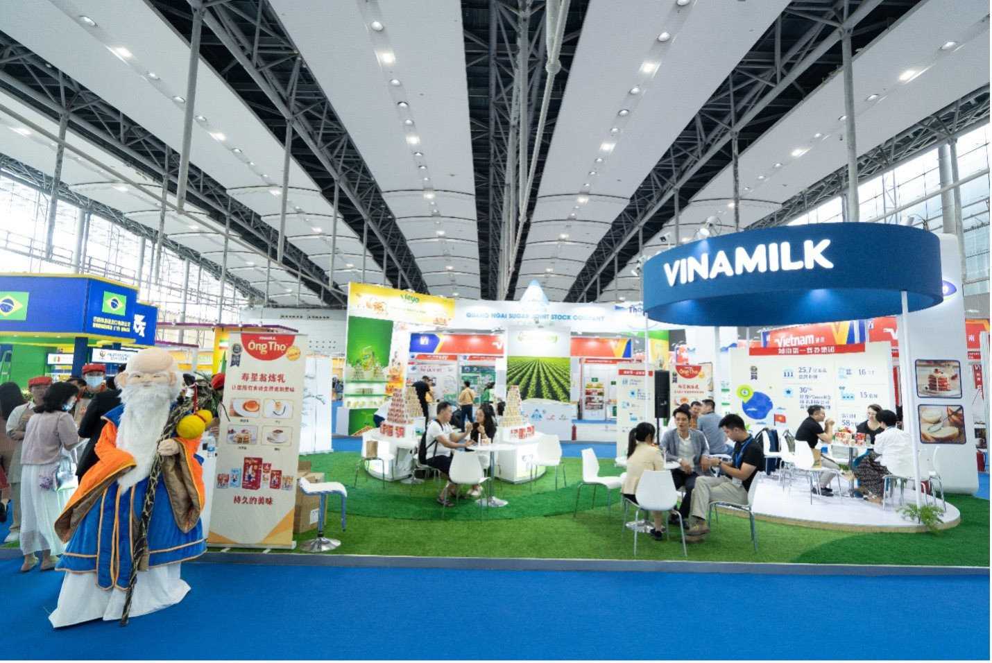 Sản phẩm “quốc dân” sữa đặc Ông Thọ (Vinamilk) gây ấn tượng tại thị trường tỷ dân Trung Quốc - Ảnh 1.
