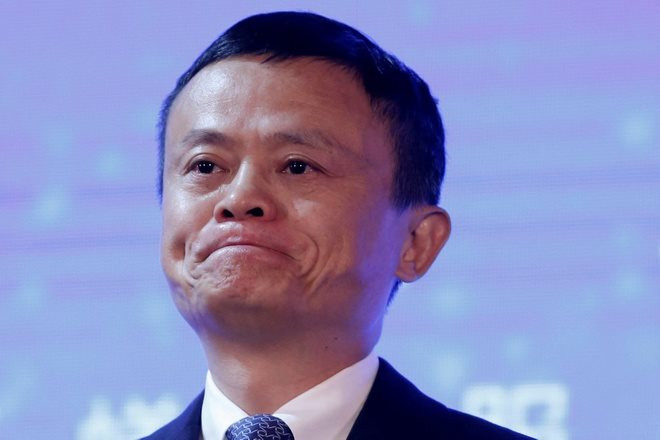 3 năm sau cú vạ miệng, Jack Ma ‘ngấm đòn’: Alibaba, Ant nộp phạt cả tỷ USD, vốn hóa bốc hơi tổng cộng 850 tỷ USD, vẫn loay hoay tìm cách vực dậy hào quang - Ảnh 1.