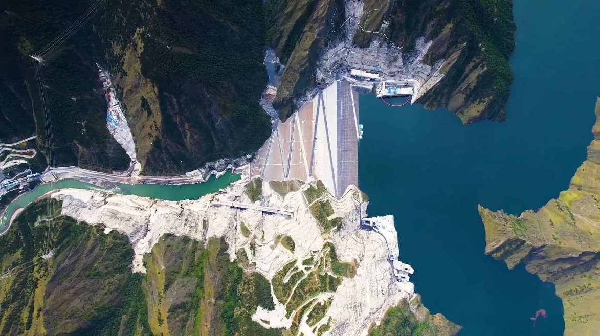 "Khát vọng trị thủy" không hồi kết, Trung Quốc xây đập thủy điện ở độ cao 3.000m, liên tục xô đổ những kỷ lục vô tiền khoáng hậu - Ảnh 6.