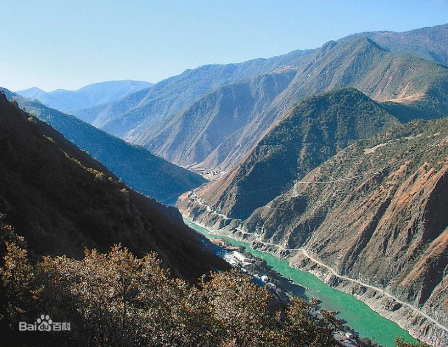 "Khát vọng trị thủy" không hồi kết, Trung Quốc xây đập thủy điện ở độ cao 3.000m, liên tục xô đổ những kỷ lục vô tiền khoáng hậu - Ảnh 1.
