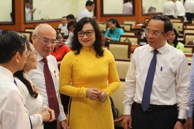 Bà Phan Thị Thắng thôi nhiệm vụ đại biểu HĐND TPHCM - Ảnh 1.