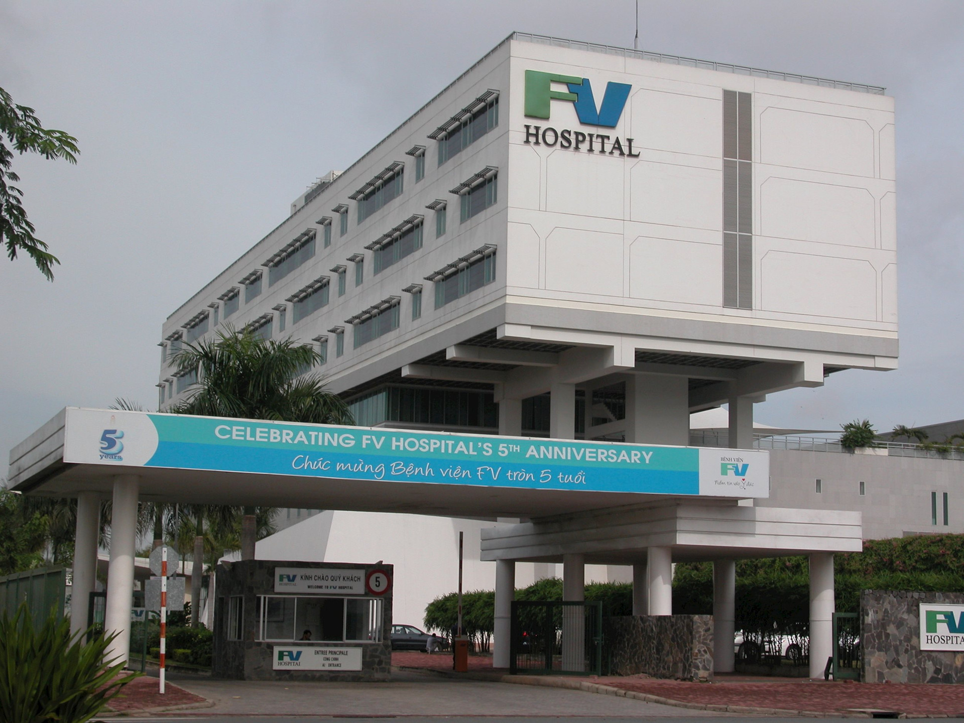 Thương vụ lớn nhất lĩnh vực chăm sóc sức khoẻ Việt Nam: Tập đoàn Singapore bỏ hơn 9.000 tỷ đồng mua đứt Bệnh viện quốc tế FV Hospital