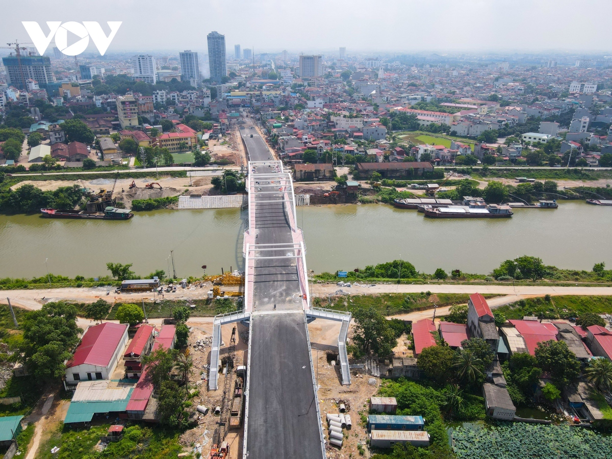 Hình ảnh cầu Á Lữ mở rộng trị giá 300 tỷ đồng vượt sông Thương ở Bắc Giang - Ảnh 1.