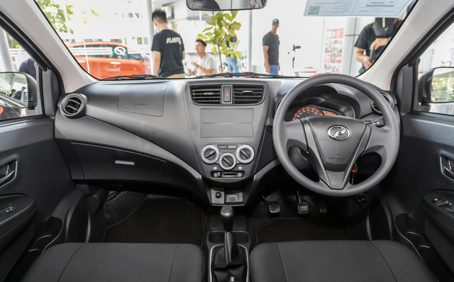 Anh em &quot;song sinh&quot; của Toyota Wigo cháy hàng, chỉ 2 ngày đã không còn gì để bán - Ảnh 3.