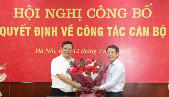 Phó Chủ tịch Hoàn Kiếm làm Phó Giám đốc Sở TN&MT Hà Nội - Ảnh 1.